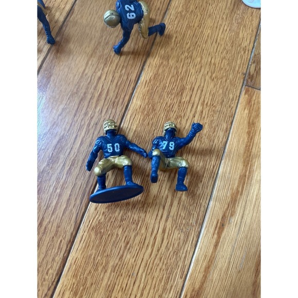Vintage Football Figures Lot of 23 Miniatures Toy Soldiers Blue Gold Referee - Picture 6 of 6